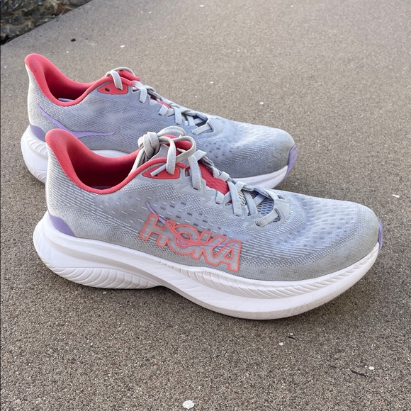 Hoka Shoes - Hoka Women's Mach 6 Running Shoes - size 8